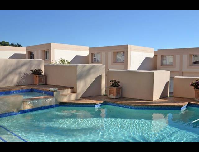 2 BEDROOM TOWNHOUSE FOR SALE IN LINKSFIELD